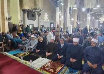 نائبًا عن المحافظ.. سكرتير عام الإسكندرية يشهد احتفال «الأوقاف» بليلة القدر بمسجد أبي العباس المرسي