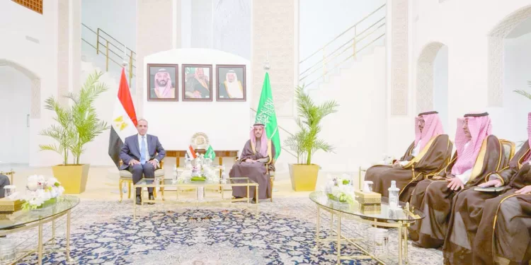 «الأحمر» يعبر الاتحاد.. والزمالك يستعيد التوازن 