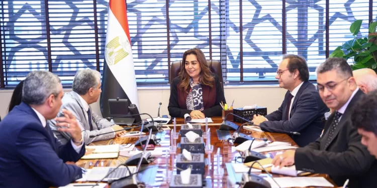 تسريع تنفيذ مبادرة البحر الأحمر على رأس أولويات «التنمية المحلية» 1 - جريدة الجمهورية تسريع تنفيذ مبادرة البحر الأحمر على رأس أولويات «التنمية المحلية»