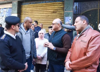 في ثالث أيام العيد.. محافظ الإسكندرية يقود حملة لمداهمة أوكار «فرازي القمامة» بالمنتزه 16 - جريدة الجمهورية في ثالث أيام العيد.. محافظ الإسكندرية يقود حملة لمداهمة أوكار «فرازي القمامة» بالمنتزه