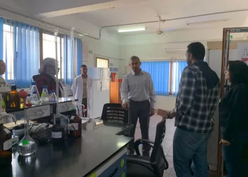 رئيس «مياه البحر الأحمر» يتفقد محطة المعالجة الثلاثية لضمان كفاءة التشغيل والجودة