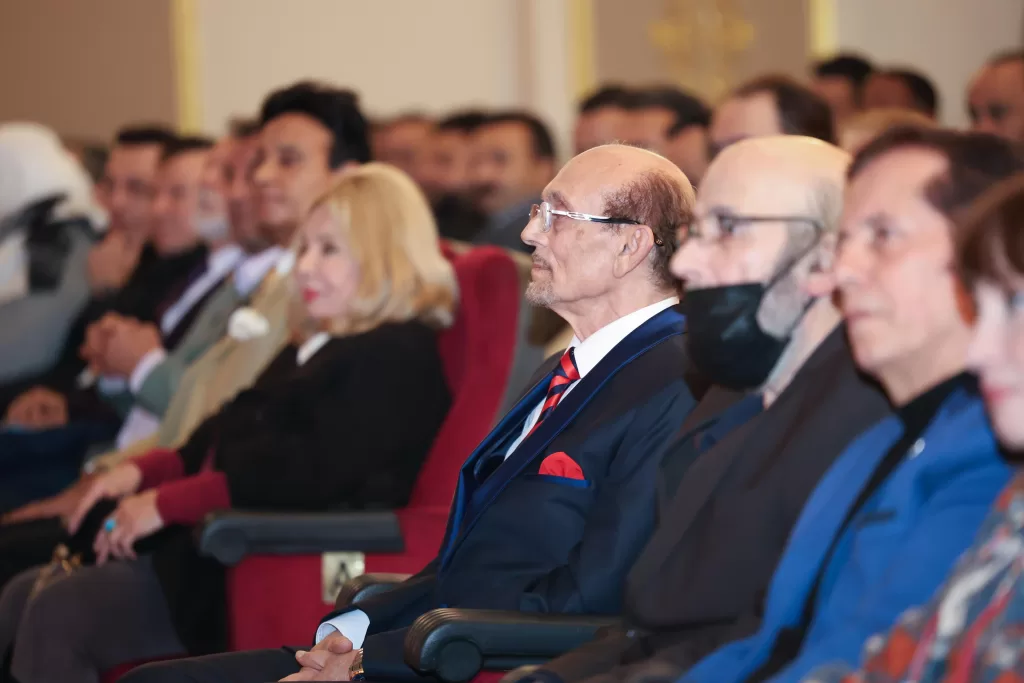 محمد صبحي في ملتقى «نجوم العصر الذهبي»: الفن رسالة لحماية الوعي.. ولا عزاء لـ «التريند» 18 - جريدة الجمهورية WhatsApp Image 2026 03 24 at 2.31.53 PM - جريدة الجمهورية