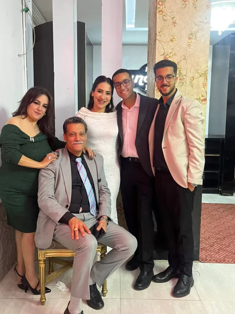 ألف مبروك للعروسين.. خطوبة المستشار ميخائيل حاتم والدكتورة ميرنا أشرف وسط أجواء عائلية بهيجة 4 - جريدة الجمهورية WhatsApp Image 2026 03 25 at 7.19.23 PM - جريدة الجمهورية