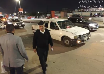 جهاز «العاشر من رمضان» يُكثف حملاته الميدانية لمتابعة الالتزام بمواعيد غلق المحال وترشيد الطاقة 3 - جريدة الجمهورية جهاز «العاشر من رمضان» يُكثف حملاته الميدانية لمتابعة الالتزام بمواعيد غلق المحال وترشيد الطاقة