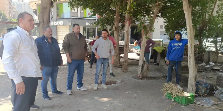 حملة موسعة لإعادة الانضباط بشوارع العجوزة والقضاء على الظواهر العشوائية