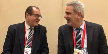 كامل العوضي: الحرب أربكت حركة الطيران العالمي.. وخسائر الشركات بمئات الملايين يوميًا