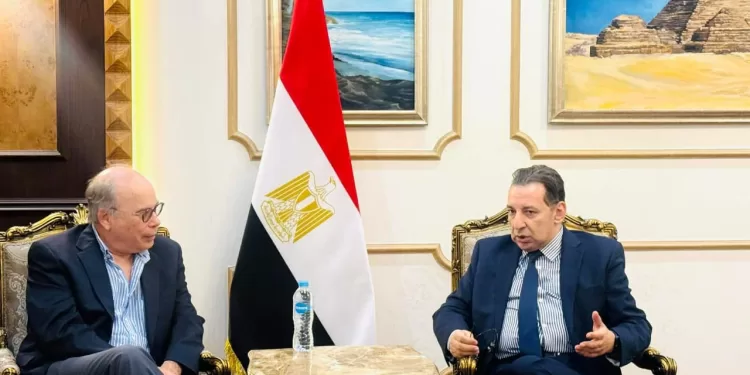 السكرتير العام لوزارة الخارجية البيروفية يصل القاهرة لبحث مزيد من التعاون بين البلدين