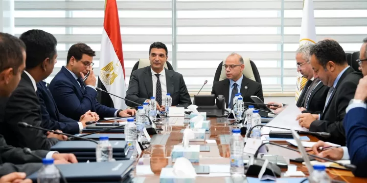 وزيرا الاستثمار والتجارة الخارجية والصناعة يبحثان مع شركة «Air Liquide» الفرنسية فرص التوسع وزيادة الاستثمارات في مصر