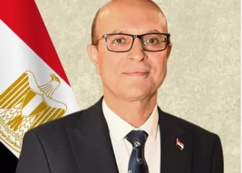 رئيس جامعة أسيوط يهنئ أهالي المحافظة بالعيد القومي الـ 227 ويشيد بملحمة «بني عدي» التاريخية