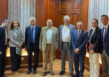 في مئويته الثانية.. قصر العيني يُعزز شراكته مع «باريس سيتي» ومعهد «تيودور بلهارس» في يوم علمي دولي