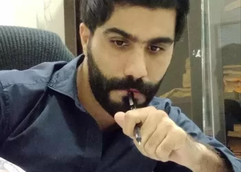 محمد أبو لوز يتذكر ..كتب تهاجر مع هجرة صاحبها 4 - جريدة الجمهورية محمد أبو لوز يتذكر ..كتب تهاجر مع هجرة صاحبها