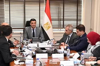 وزير الصناعة يبحث مع شركة لوريال مصر تعزيز استثماراتها في صناعة مستحضرات التجميل 2 - جريدة الجمهورية وزير الصناعة يبحث مع شركة لوريال مصر تعزيز استثماراتها في صناعة مستحضرات التجميل