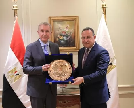 وزير التعليم العالي يبحث مع أمير رومانيا تعزيز الشراكة الأكاديمية والبحثية