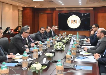 لتنسيق السياسات والجهود تعزيزاً للأمن الغذائي.. وزراء «الاستثمار» و«الزراعة» و«التموين» و«مستقبل مصر» يبحثون تفعيل البورصة السلعية لضبط الأسواق 4 - جريدة الجمهورية لتنسيق السياسات والجهود تعزيزاً للأمن الغذائي.. وزراء «الاستثمار» و«الزراعة» و«التموين» و«مستقبل مصر» يبحثون تفعيل البورصة السلعية لضبط الأسواق