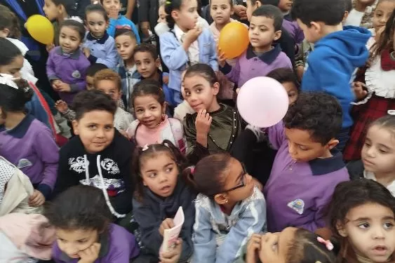 محافظ أسيوط: «الليلة الكبيرة» تواصل عروضها بقرى المحافظة ضمن مبادرة «حياة كريمة» 1 - جريدة الجمهورية محافظ أسيوط: «الليلة الكبيرة» تواصل عروضها بقرى المحافظة ضمن مبادرة «حياة كريمة»