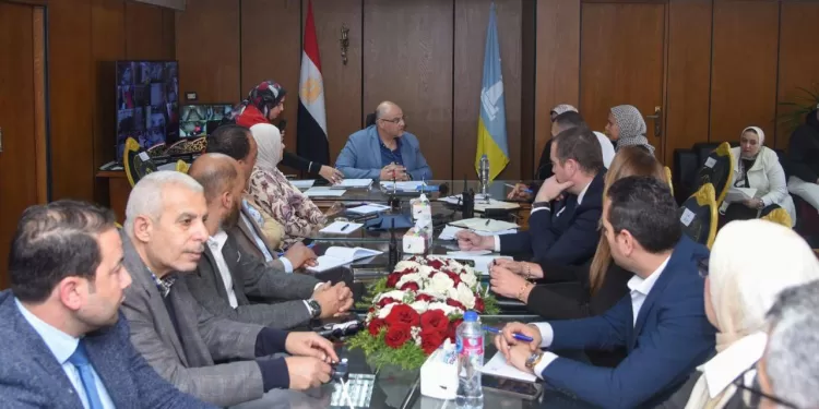 محافظ الإسكندرية في اللقاء الجماهيري.. استجابة فورية لشكاوى المواطنين بجميع الأحياء.. ولا تهاون مع أي تقصير