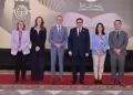 رئيس جامعة القاهرة يبحث مع وفد «ليدن» الهولندية برامج مشتركة في الآثار والطب والقانون