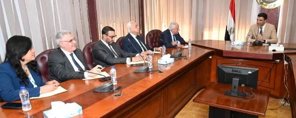 وزير الصناعة يبحث مع «غرفة التجارة الأمريكية» سبل تعزيز الاستثمارات المشتركة 6 - جريدة الجمهورية 5 16 - جريدة الجمهورية