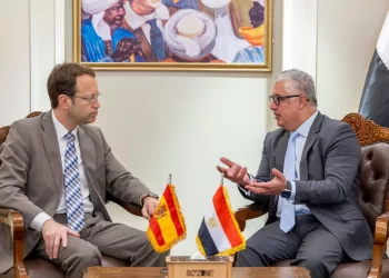 سفير إسبانيا بالقاهرة: نعتز بالتعاون مع «اقتصادية قناة السويس» لدعم التكامل بين البلدين