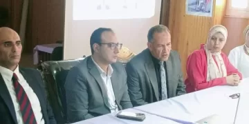 محافظ أسيوط: تأهيل كوادر «التربية والتعليم» لمواجهة الهجرة غير الشرعية ضمن مبادرة «مراكب النجاة»