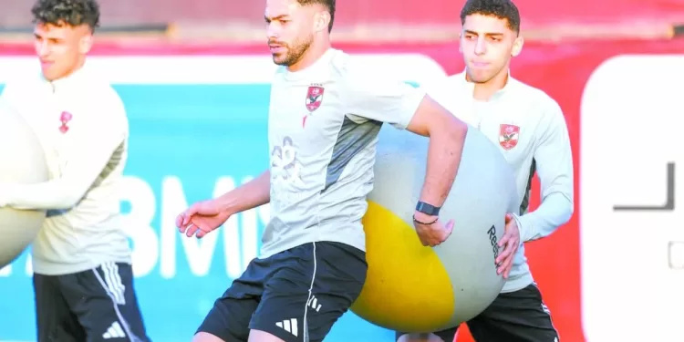 الأهلى مكتمل الصفوف أمام سيراميكا.. ويخشى المفاجآت 1 - جريدة الجمهورية الزمالك يقترب من حل أزمة الأرض.. تسويق «جهاد» و«جعفر»