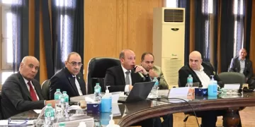 مجلس إدارة مستشفيات جامعة القاهرة يستعرض إنجازات مارس 2026 وخطط التطوير