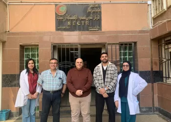 طب قصر العيني يتابع انتظام العمل بالمركز القومي للسموم خلال احتفالات «شم النسيم»