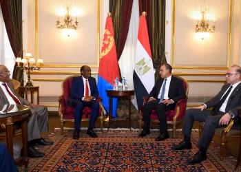 وزيرا «الخارجية» و«الاستثمار» يستقبلان المستشار الاقتصادي للرئيس الإريتري ووزير التجارة