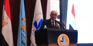 الدكتور رضا حجازي: كليات التربية تواجه تحديًا مصيريًا يتطلب إعادة صياغة أدوارها