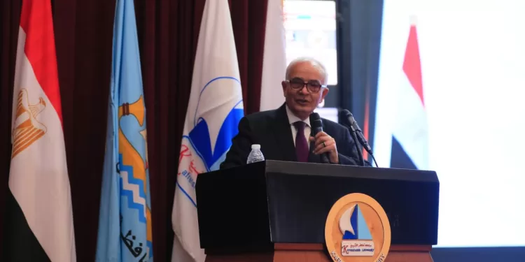 الدكتور رضا حجازي: كليات التربية تواجه تحديًا مصيريًا يتطلب إعادة صياغة أدوارها