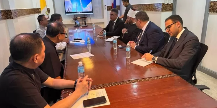 وزير الأوقاف في ضيافة كبير أساقفة الفلبين: الحروب لا تأتي بخير.. وسياستنا السعي لحقن الدماء