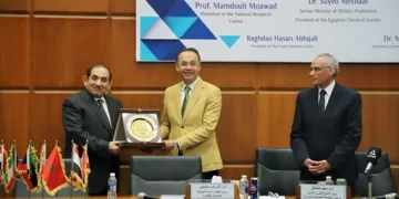 أشرف منصور: الذكاء الاصطناعي يعيد تشكيل مستقبل الكيمياء والعلوم الحديثة