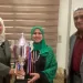 «تعليم السويس» يهدي «كأس البرمجة» للمحافظ بعد إنجاز المركز الأول