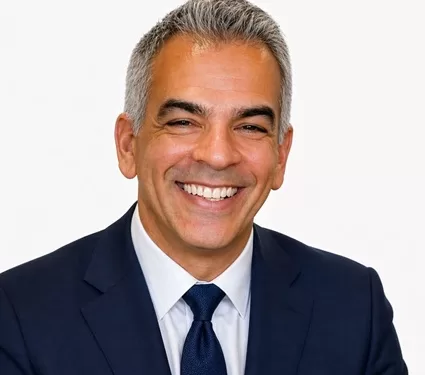 وزير الصناعة يصدر قراراً بندب المهندس محمد سامي مساعداً له للشؤون الاستراتيجية