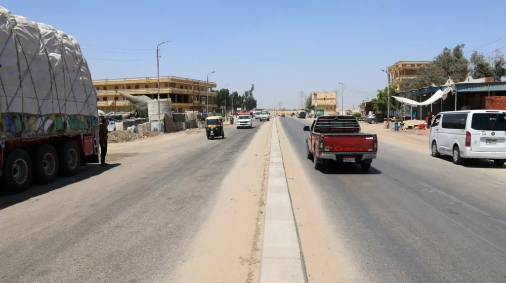 في أولى جولاته لمركز «القصاصين الجديدة».. محافظ الإسماعيلية يقتحم الملفات الشائكة ويضع حلولًا عاجلة لمشاكل المواطنين 7 - جريدة الجمهورية WhatsApp Image 2026 04 27 at 7.46.40 PM 3 - جريدة الجمهورية