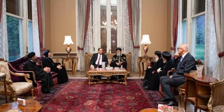 استقبال دبلوماسي للبابا فى مقر القنصلية المصرية بمدينة إسطنبول