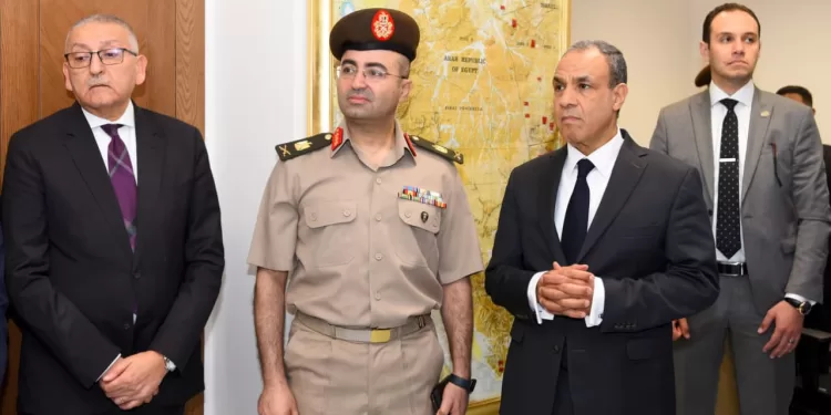 وزير الخارجية يفتتح غرفة حفظ الوثائق المؤمنة بمقر وزارة الخارجية