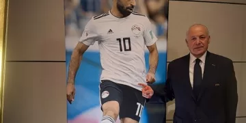 أبو ريدة يطمئن على جاهزية محمد صلاح للمونديال