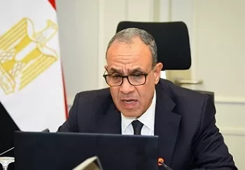 وزير الخارجية لنظيريه الألمانى والكندى: مصر ستواصل اتصالاتها المكثفة لوقف الحرب ودعم الأمن والاستقرار بالمنطقة
