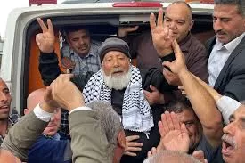 «التعاون الإسلامي»: لن نتخلى عن حقوق الأسرى الفلسطينيين.. ولن تنجو إسرائيل من العقاب