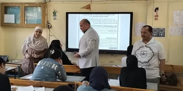 وكيل تعليم الدقهلية يتابع انتظام امتحانات النقل والعملي للدبلومات الفنية