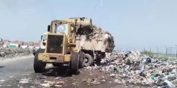 حملات مكثفة لمداهمة «أوكار النباشين» بالإسكندرية ورفع 123 طن مخلفات بأحياء المنتزه والجمرك