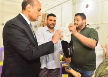 محافظ أسيوط يشهد توزيع «١٩» جهازاً تعويضياً لذوي الهمم بالتعاون مع المجتمع المدني