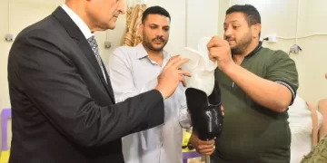 محافظ أسيوط يشهد توزيع «١٩» جهازاً تعويضياً لذوي الهمم بالتعاون مع المجتمع المدني