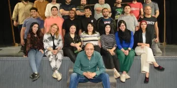بأدوات تجريبية.. طلاب آداب بني سويف يقدمون عرض «30 فبراير» على مسرح آفاق برمسيس