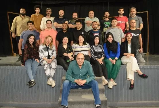 بأدوات تجريبية.. طلاب آداب بني سويف يقدمون عرض «30 فبراير» على مسرح آفاق برمسيس