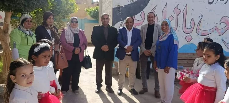 في احتفالية مبهجة.. مدرسة «صفية زغلول» بالسويس تختتم عامها الدراسي بمعرض شامل للأنشطة 1 - جريدة الجمهورية في احتفالية مبهجة.. مدرسة «صفية زغلول» بالسويس تختتم عامها الدراسي بمعرض شامل للأنشطة