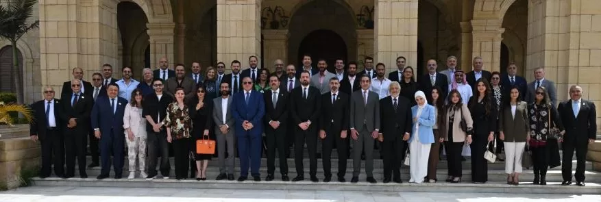 «ثقافة الشيوخ» تناقش مقترحاً برلمانياً لتفعيل «حق الأداء العلني» برعاية جهاز الملكية الفكرية 9 - جريدة الجمهورية 12 13 - جريدة الجمهورية