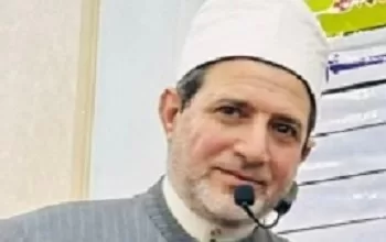 إمام مسجد يطالب بلجنة خاصة للتلميذة ضحية الكلاب الضالة
