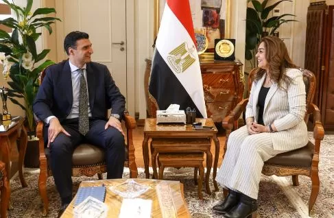 وزيرا «التنمية المحلية» و«الصناعة» يطلقان المنظومة الإلكترونية لسجل البيانات البيئية الموحد للقطاع الصناعي 1 - جريدة الجمهورية وزيرا «التنمية المحلية» و«الصناعة» يطلقان المنظومة الإلكترونية لسجل البيانات البيئية الموحد للقطاع الصناعي